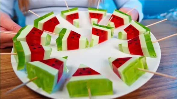 Jak zrobić galaretkę 3D – proste przepisy na efektowny deser