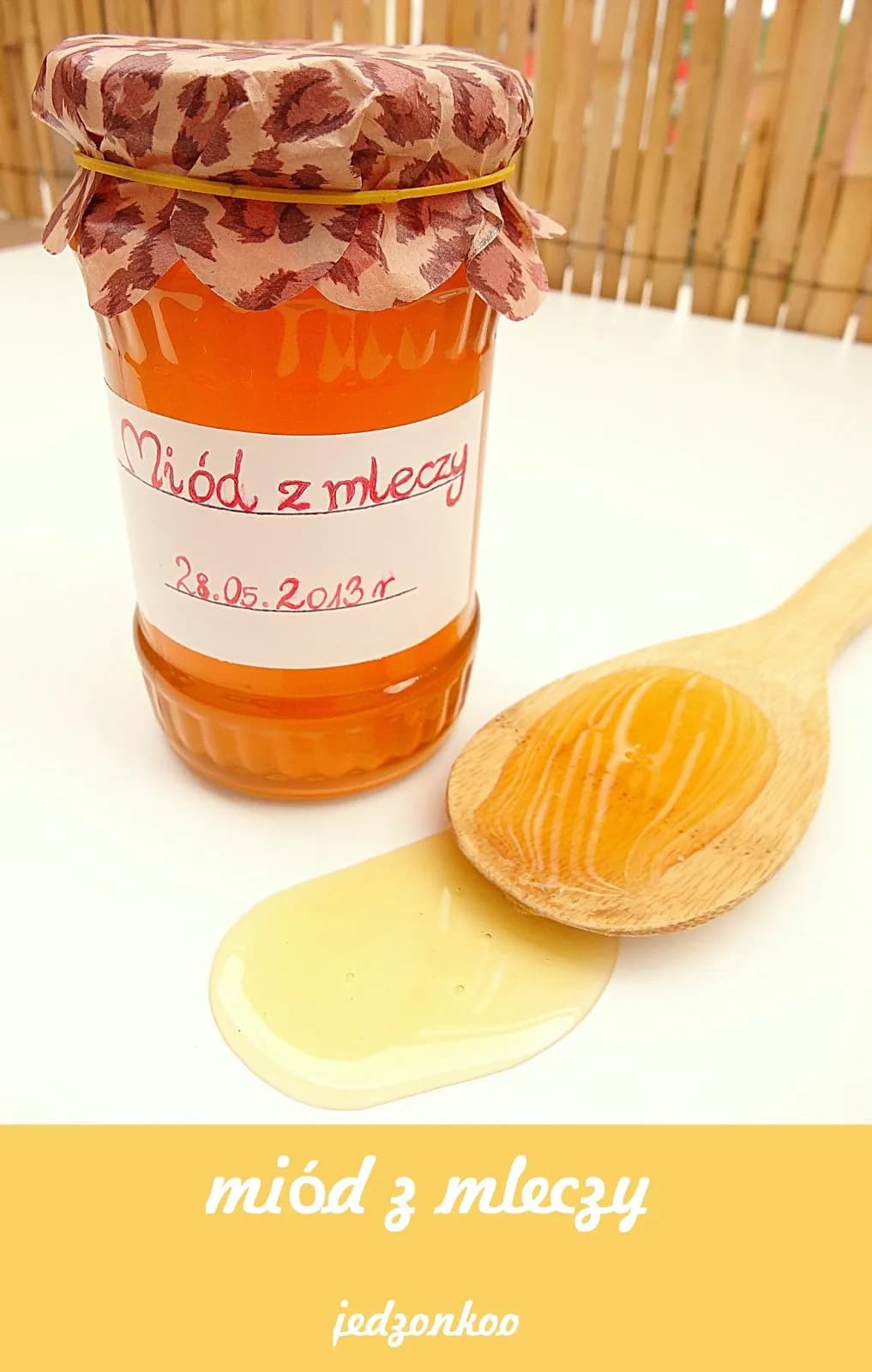 Jak zrobić miód z mleczy – prosty przepis na zdrowy syrop z mniszka