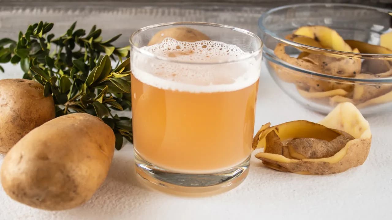 Sok z ziemniaka na co pomaga - odkryj niezwykłe właściwości zdrowotne