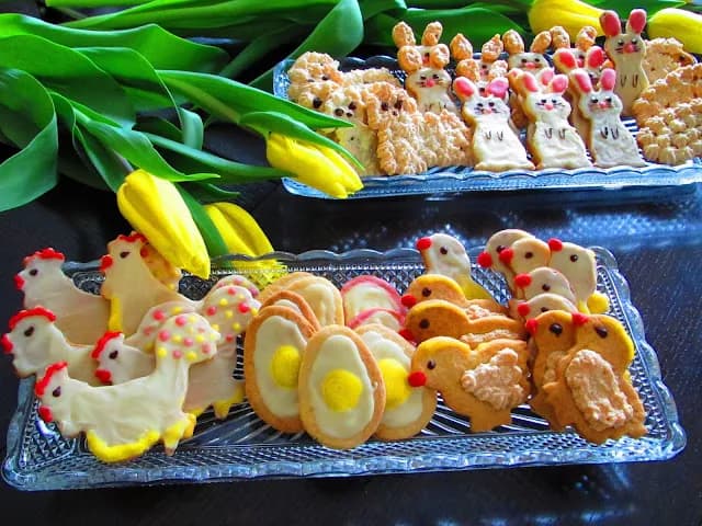 Jakie ciastka na Wielkanoc? Przepisy na tradycyjne i nowoczesne wypieki