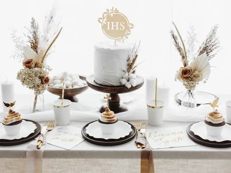 Jak zrobić słodki stół na komunię, który zachwyci gości?