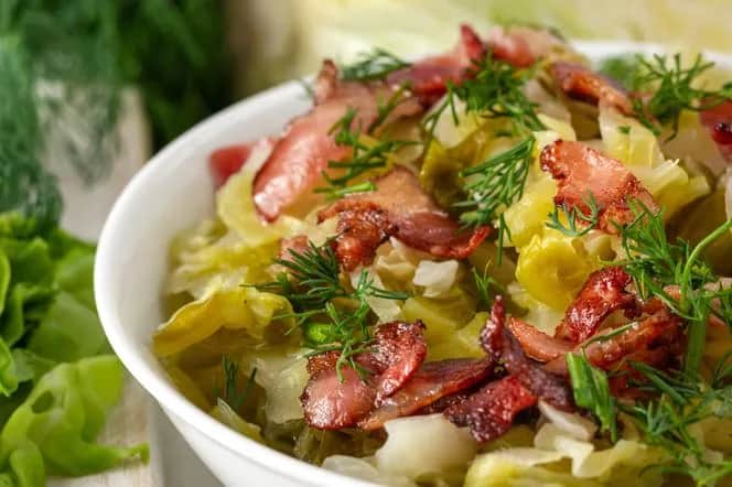 Kapusta na słodko-kwaśno jak zrobić - prosty przepis na smaczne danie